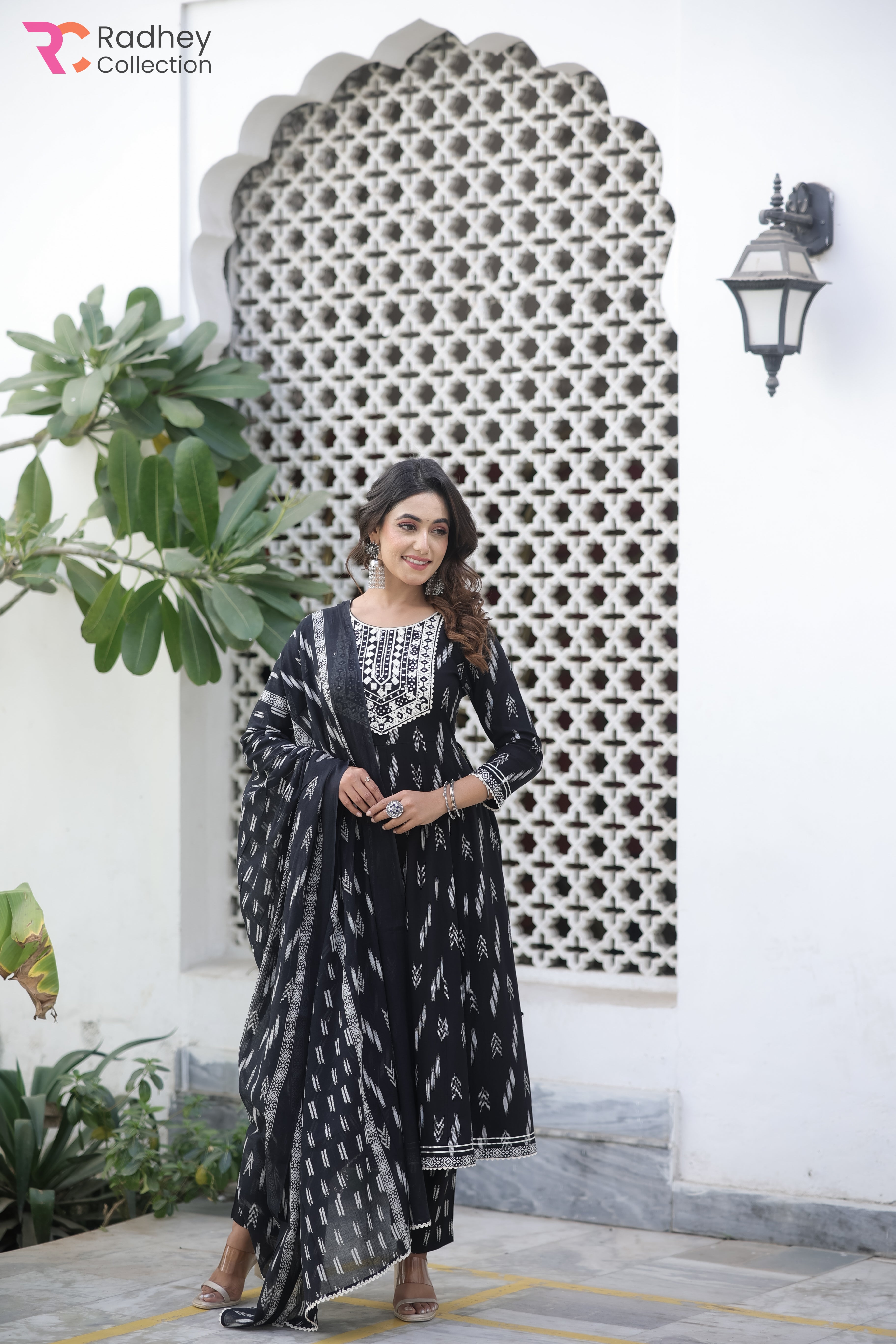 Printed Black Kalidar Kurta Pant Set with Printed Mal Duppatta