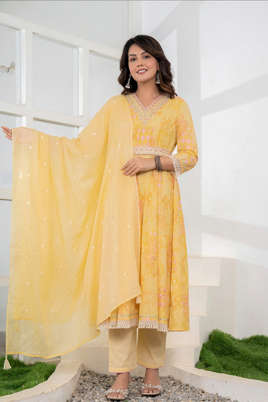 Yellow colour kurta pant set with duppatta