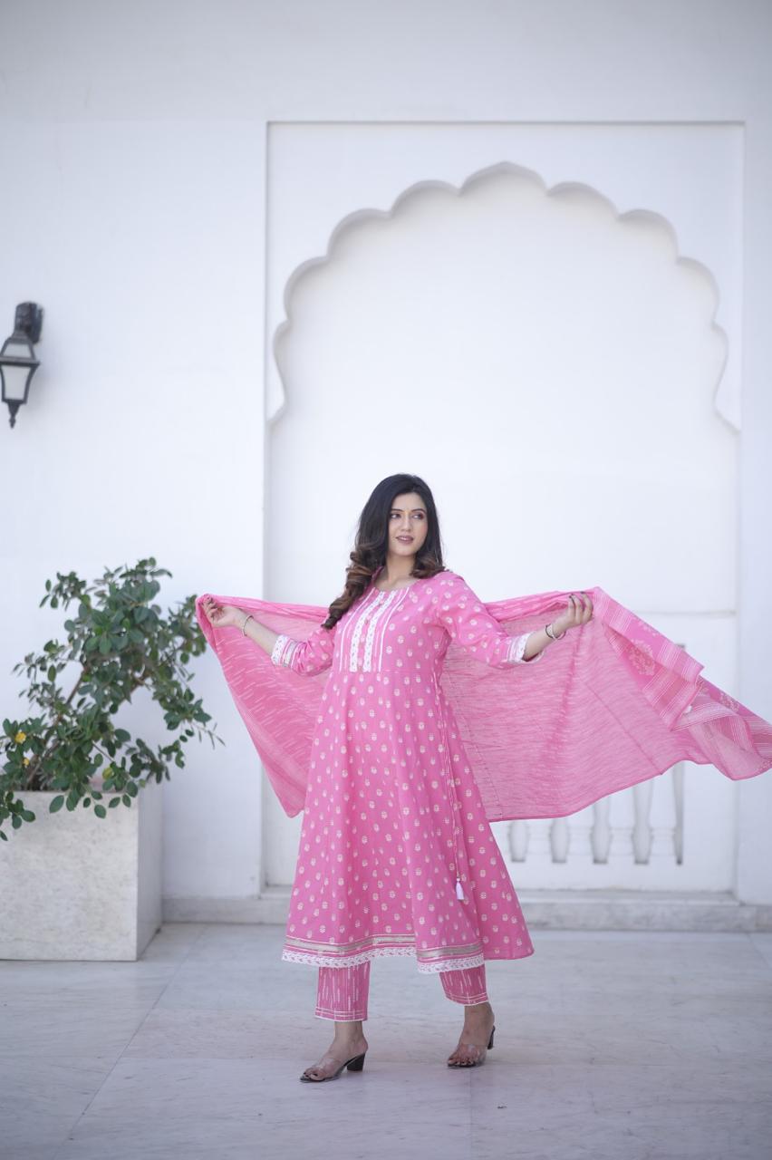 Pink Kurta Pant Set With Printed Duppatta