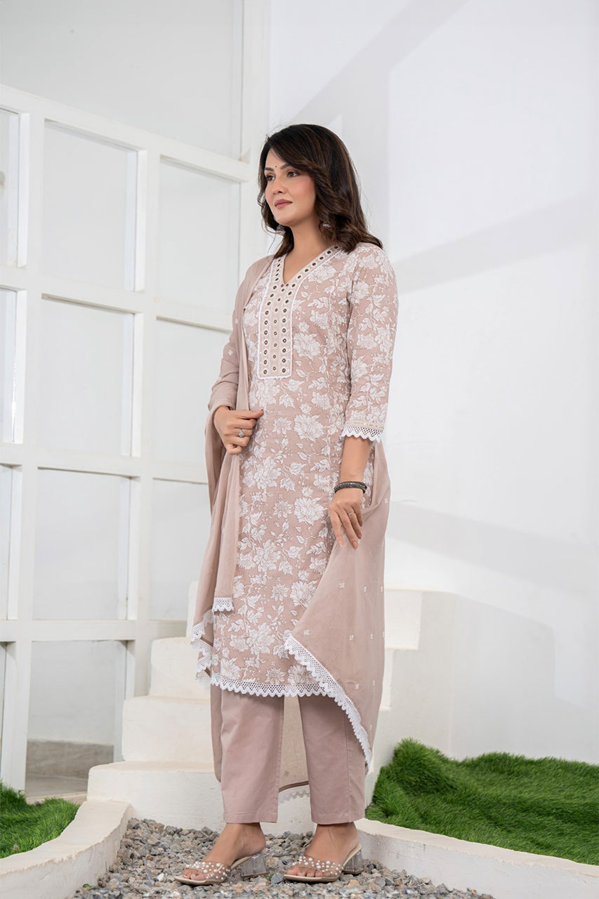 Grey colour kurta pant set with duppatta