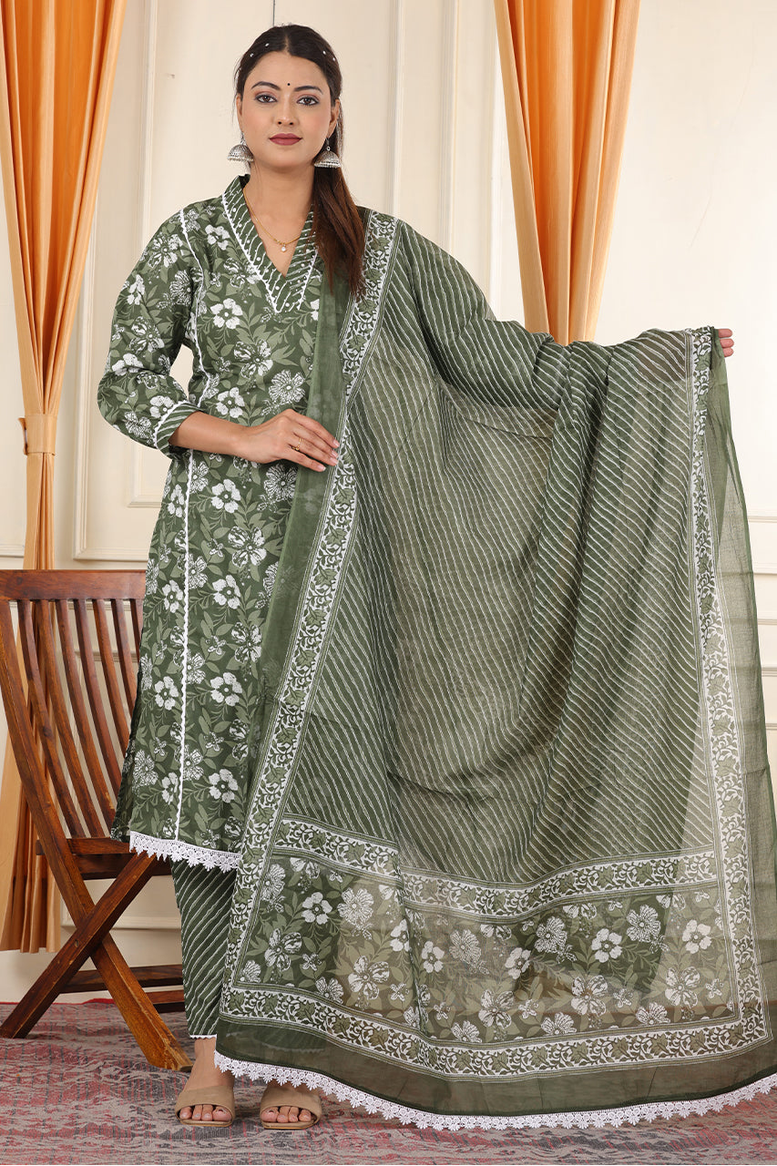 Green Colour Kurta pant set with duppatta