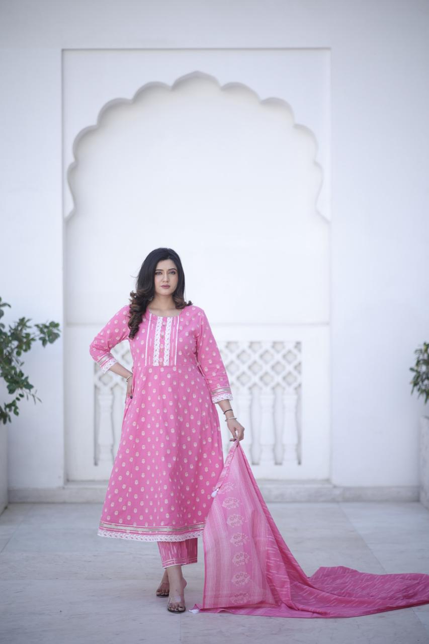 Pink Kurta Pant Set With Printed Duppatta